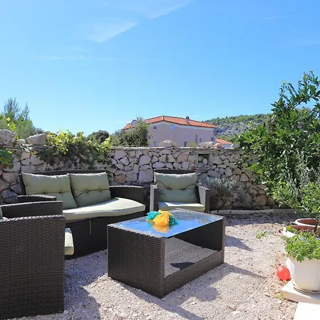 Razanj 17867c Apartamento *
