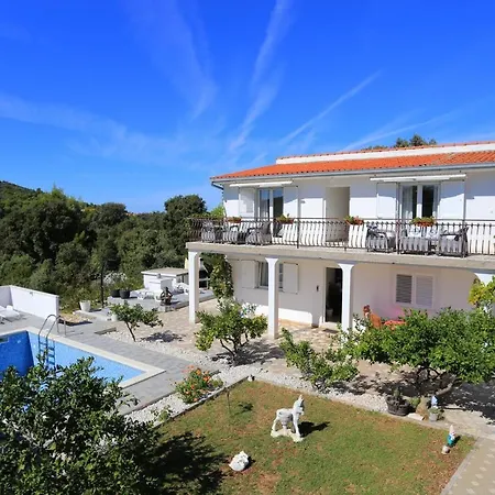 Razanj 17867c Apartamento